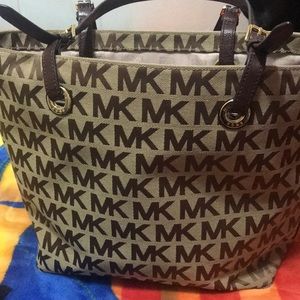 MK purse